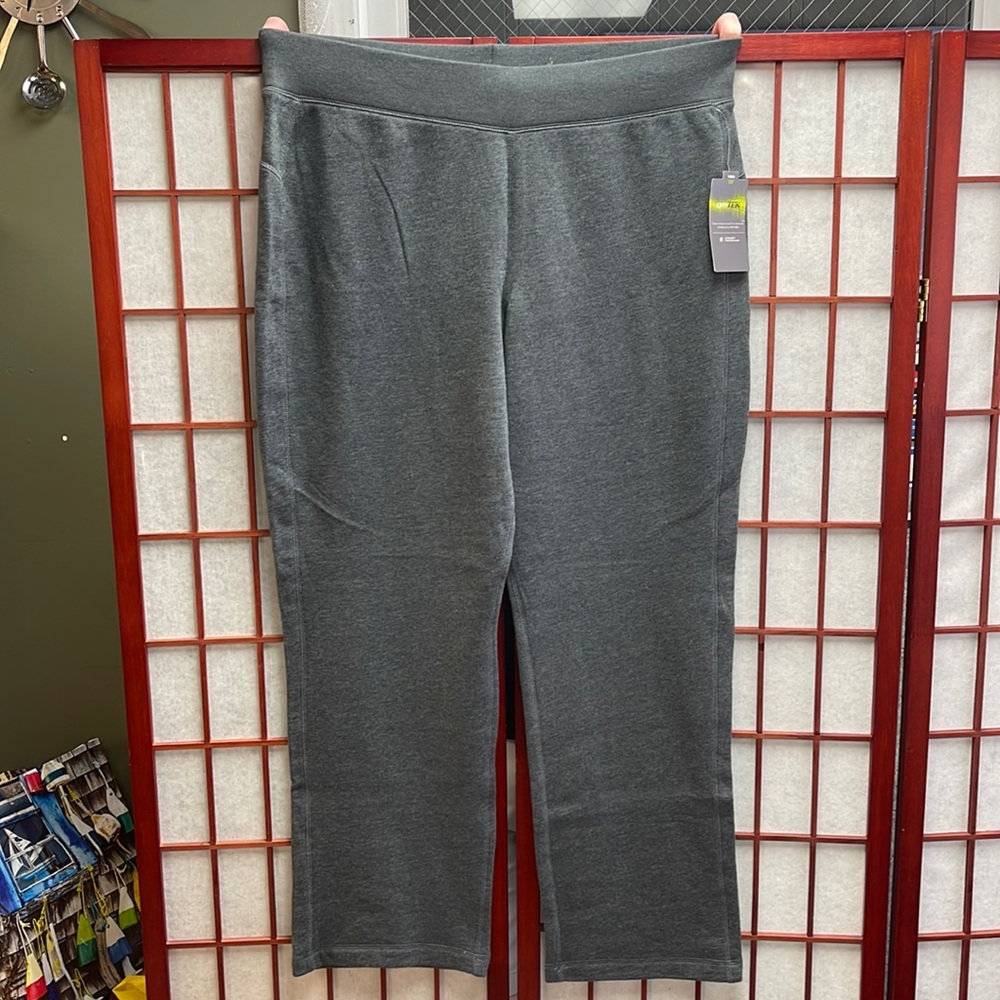 Women’s Sweatpants! Brand new- never worn!